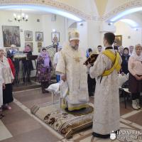 Архиепископ Артемий совершил литургию в храме при Гродненской областной больнице