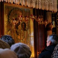 В праздник Рождества Христова архиепископ Артемий возглавил Божественную литургию в Покровском соборе