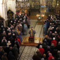 В день праздника Сретения Господня архиепископ Артемий совершил литургию в кафедральном соборе города Гродно