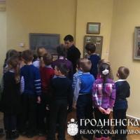 Дети агрогородка Верейки посетили выставку «Духовное наследие Волковыщины»