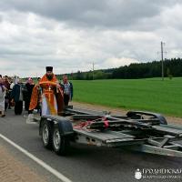 В деревне Горностаевичи установили поклонный крест