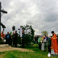 В деревне Горностаевичи установили поклонный крест