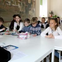 Поэтесса Елена Екимова встретилась с воспитанниками воскресной школы Покровского собора