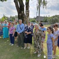 В деревне Колядичи освятили поклонный крест