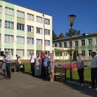 Благочинный Вороновского округа принял участие в линейках в поселке Вороново