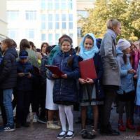 Учебный год в воскресной школе Покровского собора начался с литургии и линейки