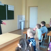 Священник провел беседу с учениками школы деревни Верейки