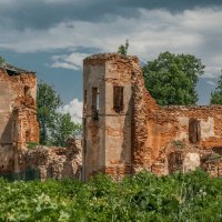 Кто связывает Гродно с Псковом?