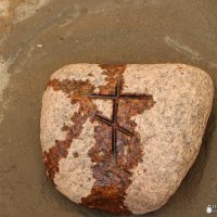 Закладка камня в основание малого деревянного храма в Погоранах