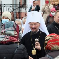 В Праздник Покрова Пресвятой Богородицы митрополит Вениамин возглавил литургию в Покровском соборе 