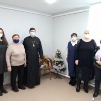 Рождественская встреча участников общества инвалидов города Мосты с настоятелем храма пророка Ильи