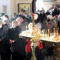 Архиепископ Артемий возглавил воскресную вечерню с чином прощения в Покровском соборе