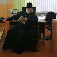 Священник принял участие в мероприятии в рамках проекта "ШАГ" в Дубненской средней школе