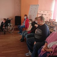 Прихожане поздравили воспитанников Зельвенского отделения дневного пребывания для инвалидов с Пасхой