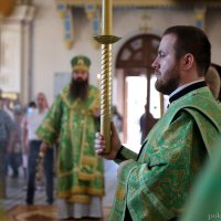 Накануне дня Святой Троицы Епископ Антоний совершил всенощное бдение в Покровском соборе