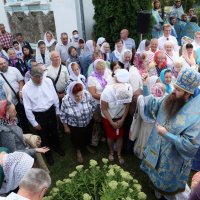 В праздник Раковичской иконы Божией Матери епископ Антоний совершил Божественную литургию в храме Рождества Пресвятой Богородицы деревни Раковичи