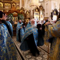 В канун праздника Успения Пресвятой Богородицы Епископ Антоний совершил всенощное бдение в Свято-Покровском соборе