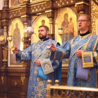 В праздник Успения Пресвятой Богородицы епископ Антоний совершил Божественную литургию в Покровском кафедральном соборе города Гродно