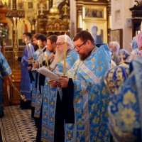 Епископ Антоний совершил всенощное бдение с чином Погребения Пресвятой Богородицы в Покровском соборе