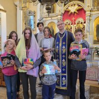 Приход храма Святой Живоначальной Троицы в Зельве оказал помощь детям из социального приюта