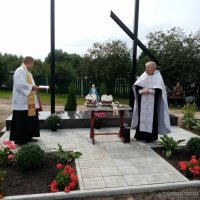 В агрогородке Волпа установлены и освящены поклонные кресты