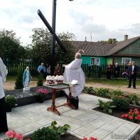 В агрогородке Волпа установлены и освящены поклонные кресты