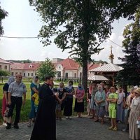 Прихожане храма Воскресения Христова в Гродно совершили паломничество в Жировичи и Великую Кракотку