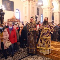 В канун праздника Воздвижения Креста Господня архиепископ Антоний совершил всенощное бдение в Покровском кафедральном соборе города Гродно