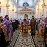 В праздник Воздвижения Креста Господня архиепископ Антоний возглавил Литургию в Покровском кафедральном  соборе города Гродно [+ ВИДЕО]