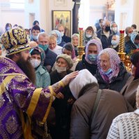 В праздник Воздвижения Креста Господня архиепископ Антоний возглавил Литургию в Покровском кафедральном  соборе города Гродно [+ ВИДЕО]