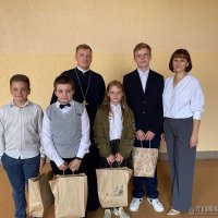 Прихожане храма в честь Августовской иконы Божией Матери города Гродно собрали школьные принадлежности для нуждающихся