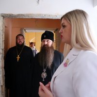 Архиепископ Антоний посетил Центр помощи «Вера»