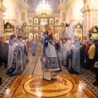 В канун праздника Покрова Пресвятой Богородицы архиепископ Антоний совершил всенощное бдение в Покровском кафедральном соборе города Гродно