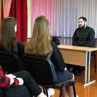 Иерей Евгений Шулейко провел беседу в Погородненской средней школе